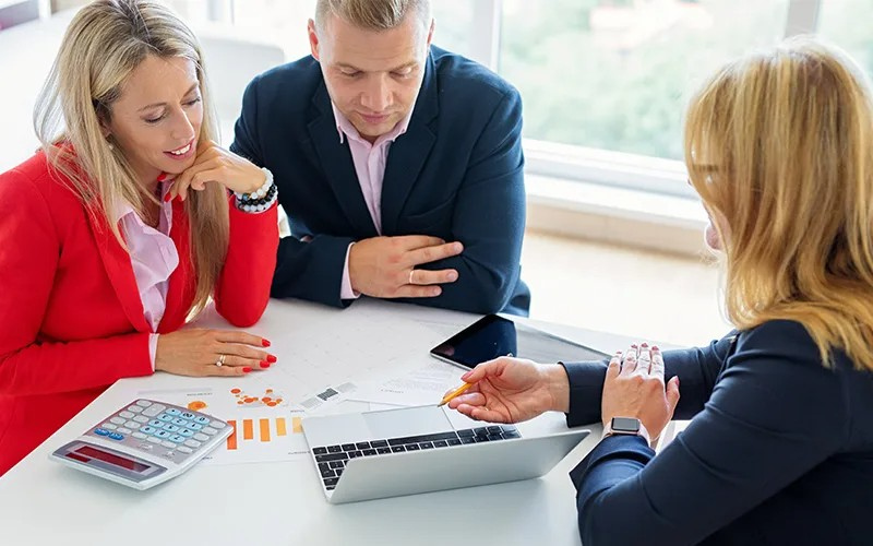 Шаг за шагом: как отличить честного кредитора от мошенника