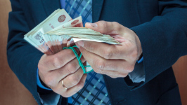 Какие риски несет кредитор при предоставлении займа частному лицу